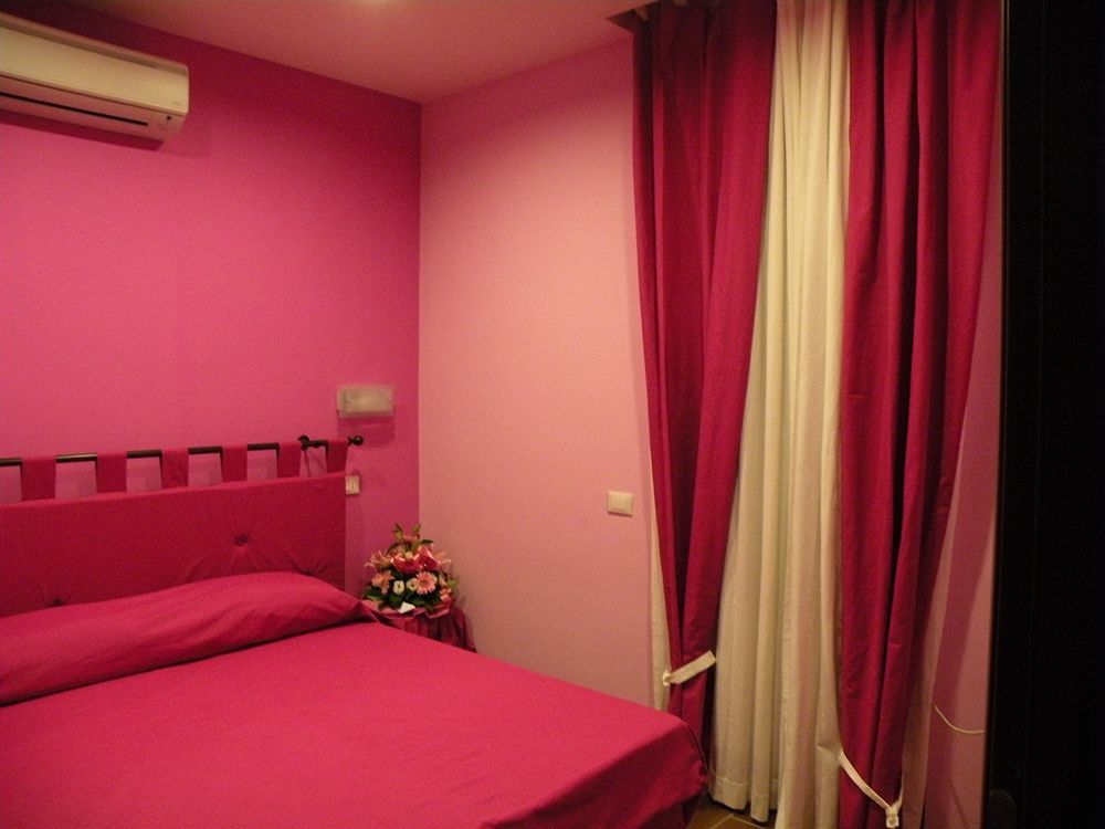 B&B Maria Rosaria Ladispoli Exteriör bild