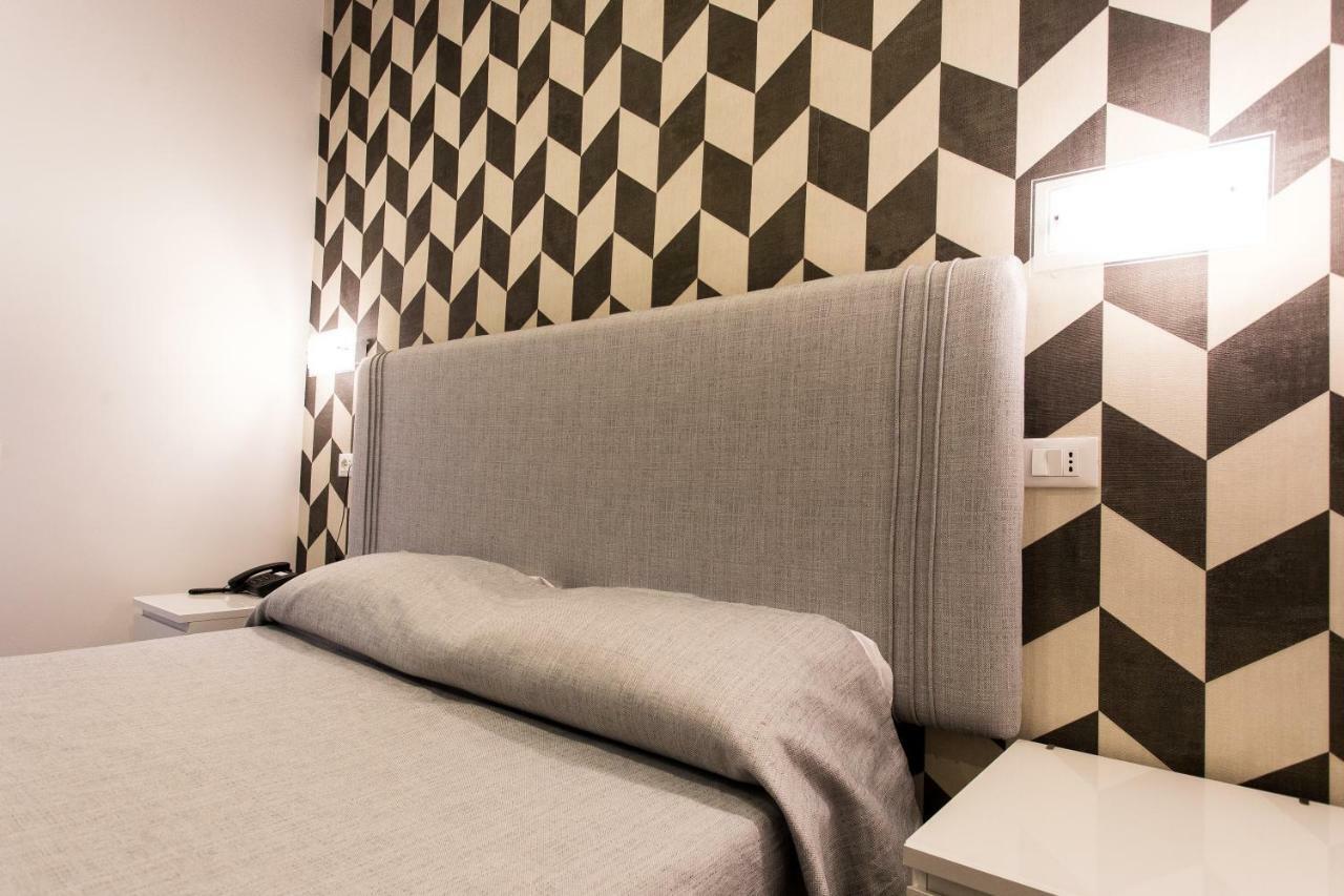 B&B Maria Rosaria Ladispoli Exteriör bild
