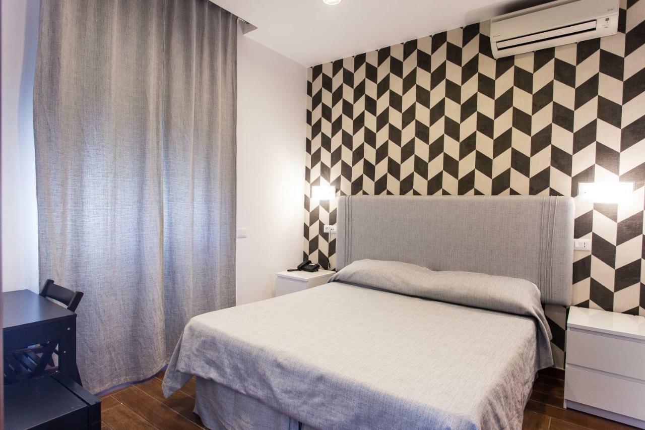 B&B Maria Rosaria Ladispoli Exteriör bild