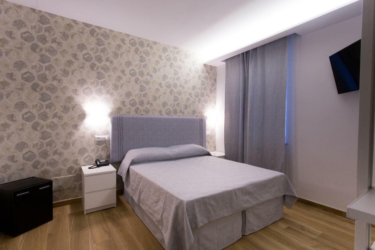 B&B Maria Rosaria Ladispoli Exteriör bild