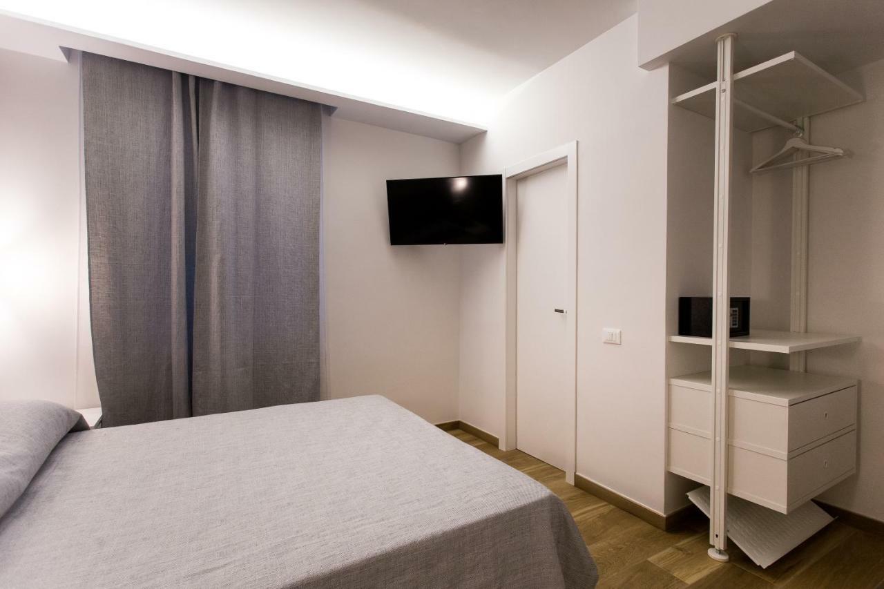 B&B Maria Rosaria Ladispoli Exteriör bild
